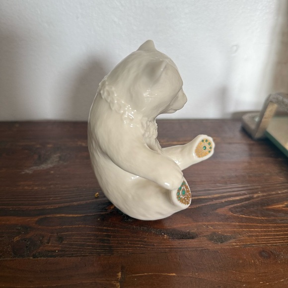 Lenox Cream Ceramic Bear Figurine - Picture 2 of 8
